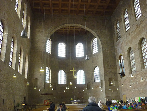 Das Innere der Konstantinbasilika